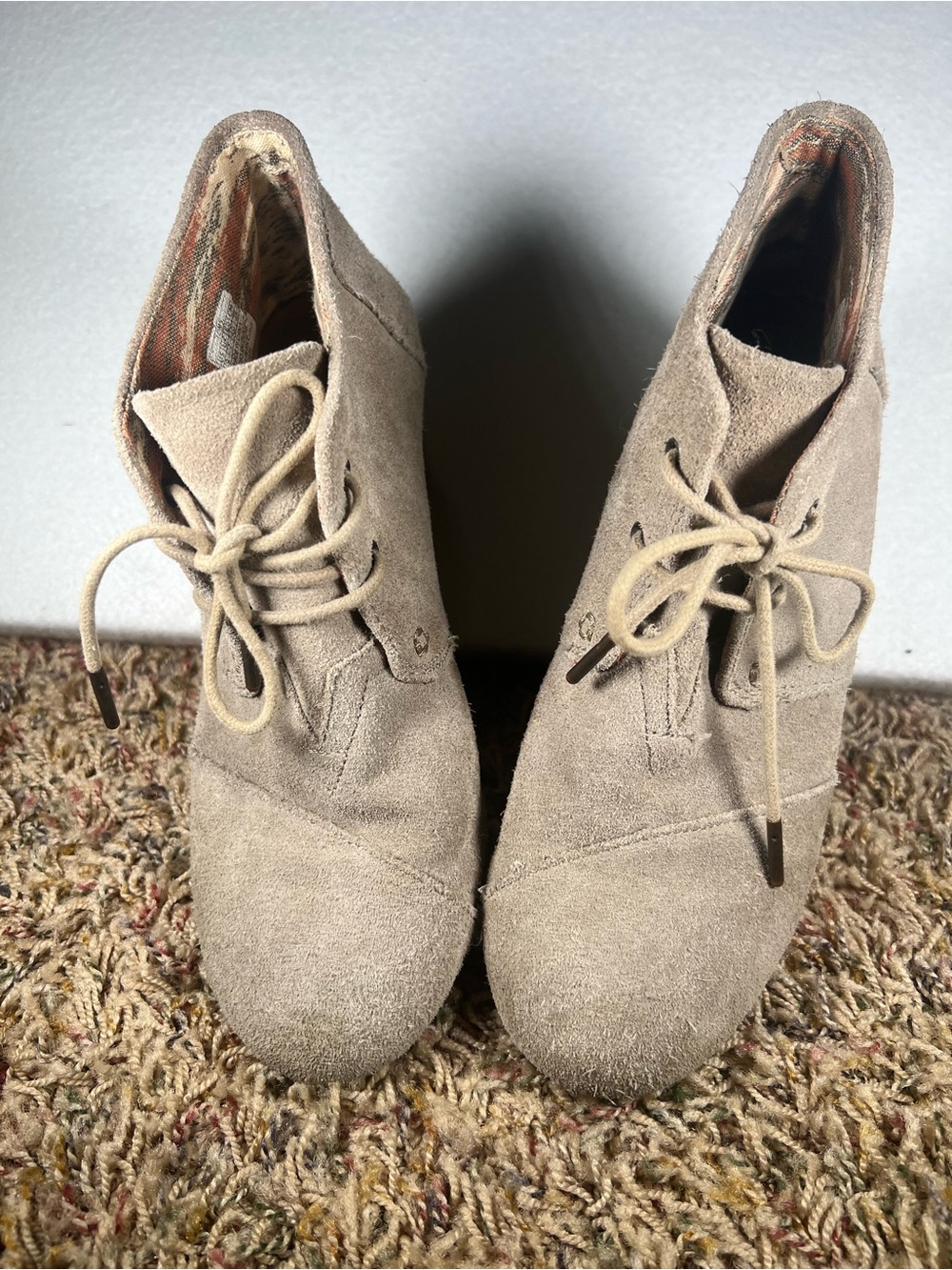 TOMS Desert Wedge Taupe Suede Lace Up Ankle Booties Women 9 Boho